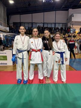Sara Mišić 1. mesto v borbah med ml. kadetinjami do 47 kg